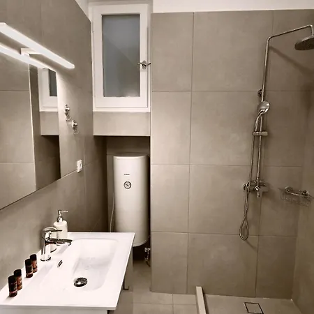 Elenitas Flat, Steps To The Windmills & Fabrika Casa de Férias