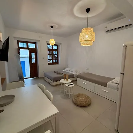 بيت للعطل Elenitas Flat, Steps To The Windmills & Fabrika *